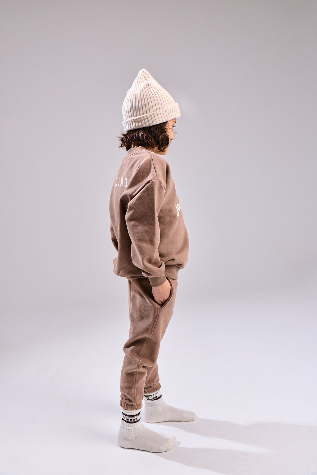 The relaxed sweatpant - cacao brown