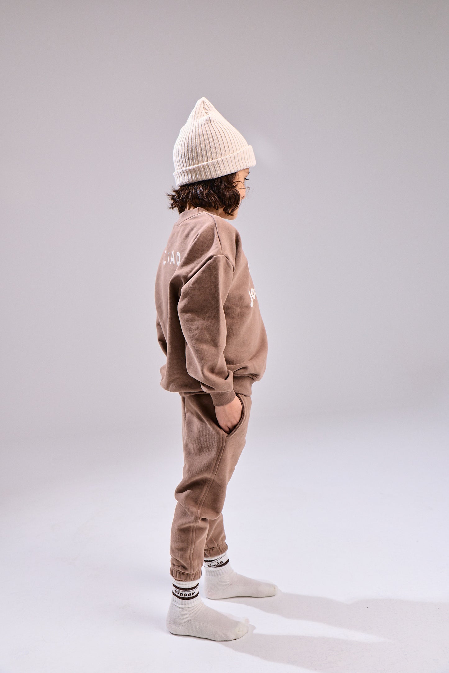 The relaxed sweatpant - cacao brown