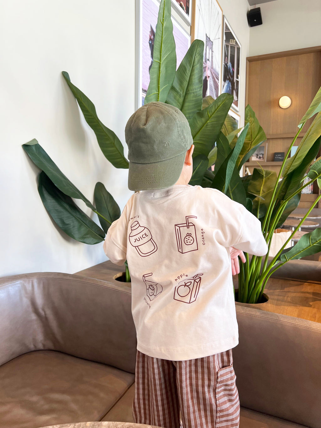 Juice Club Oversized T-Shirt - Oat Milk