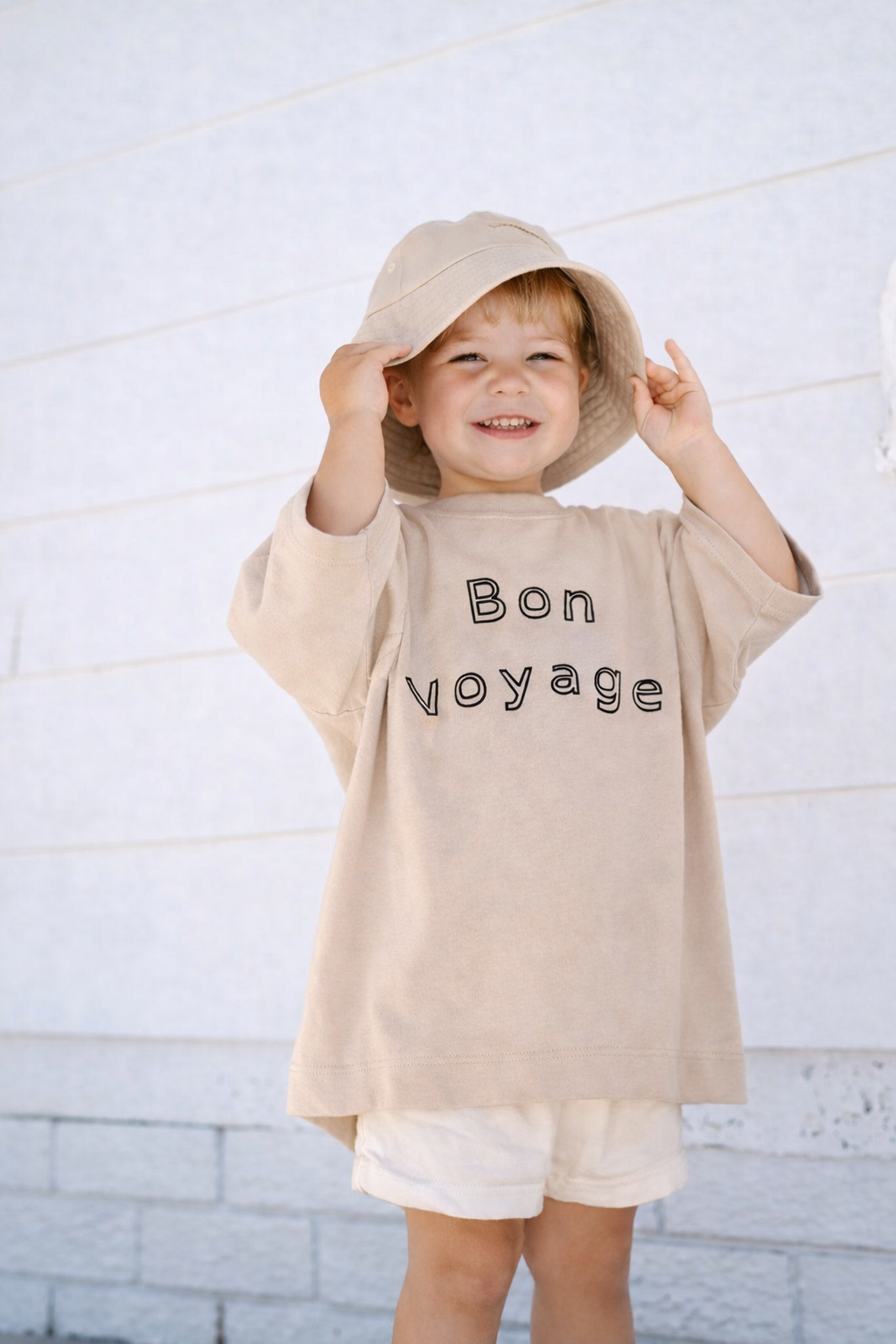 Bon Voyage Oversized t-shirt - Toasted Almond